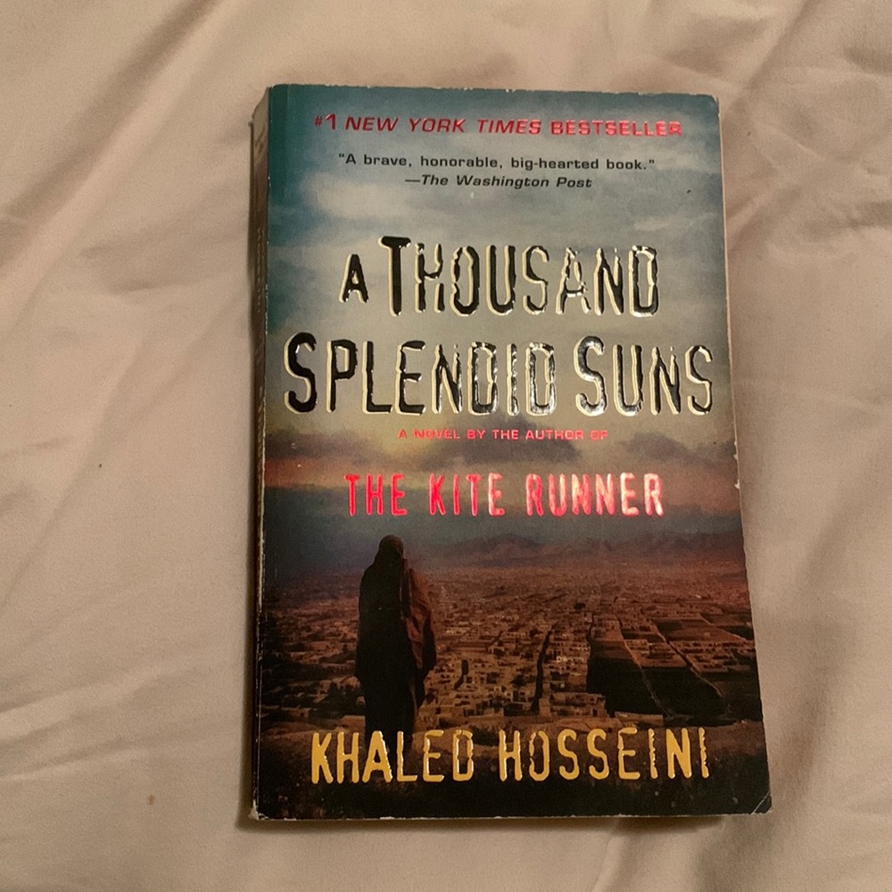 A Thousand Splendid Suns Book by Khaled Hosseini Used